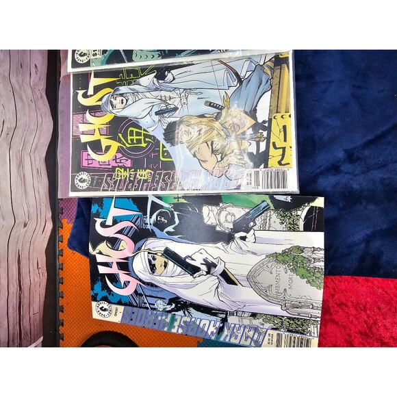 Ghost Comics 1995-1996  Mixed Lot of Trading Cards and Comics‎ - Picture 5 of 16